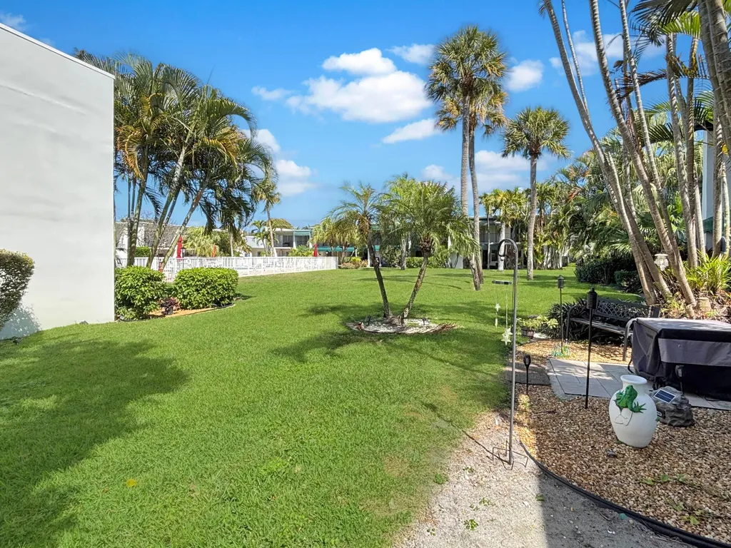 390 Golfview Road North Palm Beach FL 33408