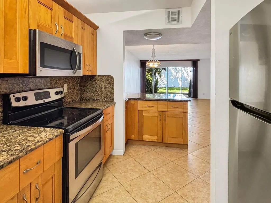 390 Golfview Road North Palm Beach FL 33408