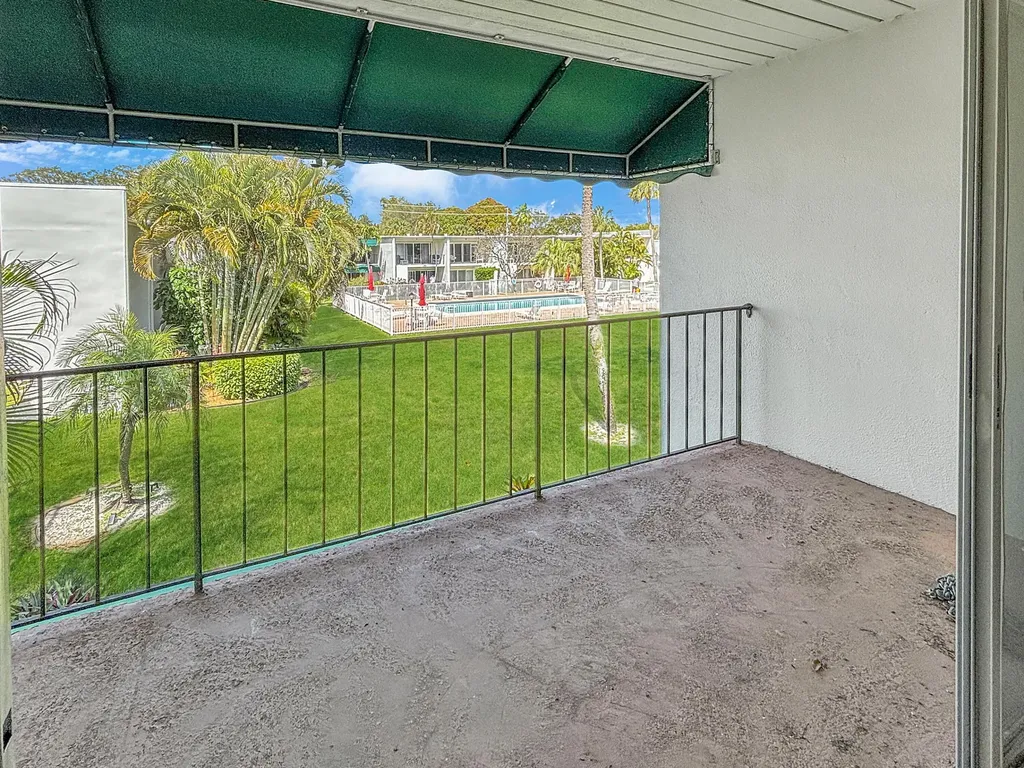 390 Golfview Road North Palm Beach FL 33408