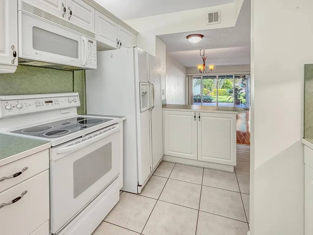 390 Golfview Road North Palm Beach FL 33408