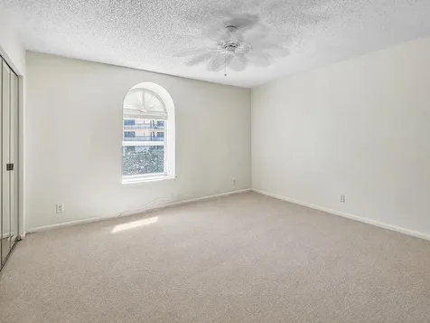 390 Golfview Road North Palm Beach FL 33408