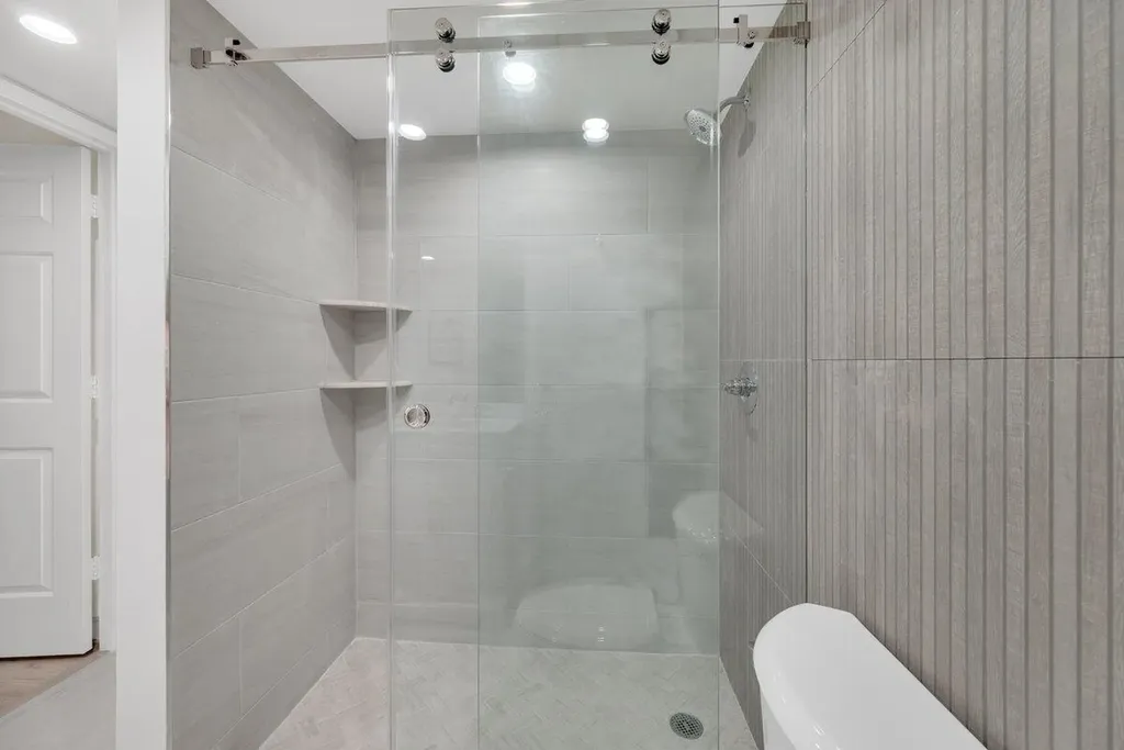 275 Palm Avenue Jupiter FL 33477