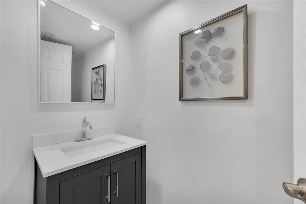 275 Palm Avenue Jupiter FL 33477