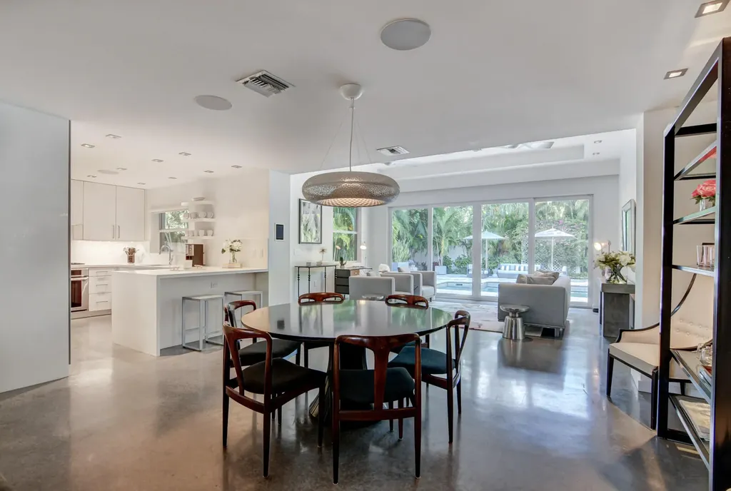 717 NE 1st Court Delray Beach FL 33483