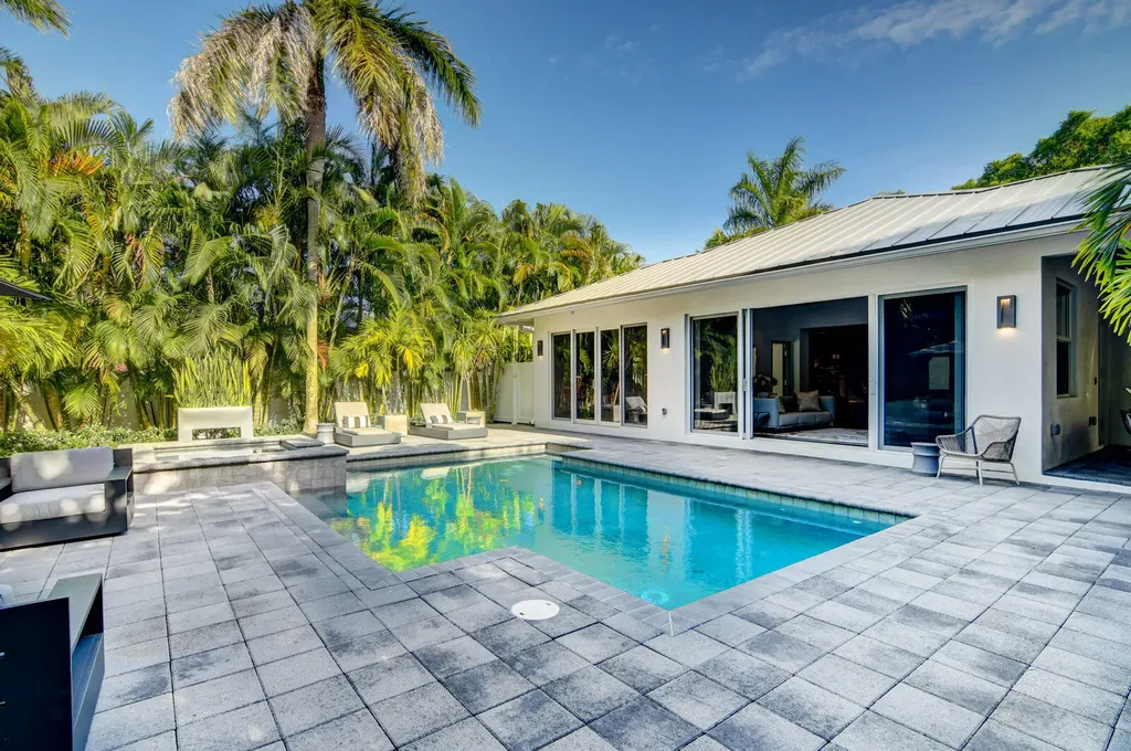 717 NE 1st Court Delray Beach FL 33483