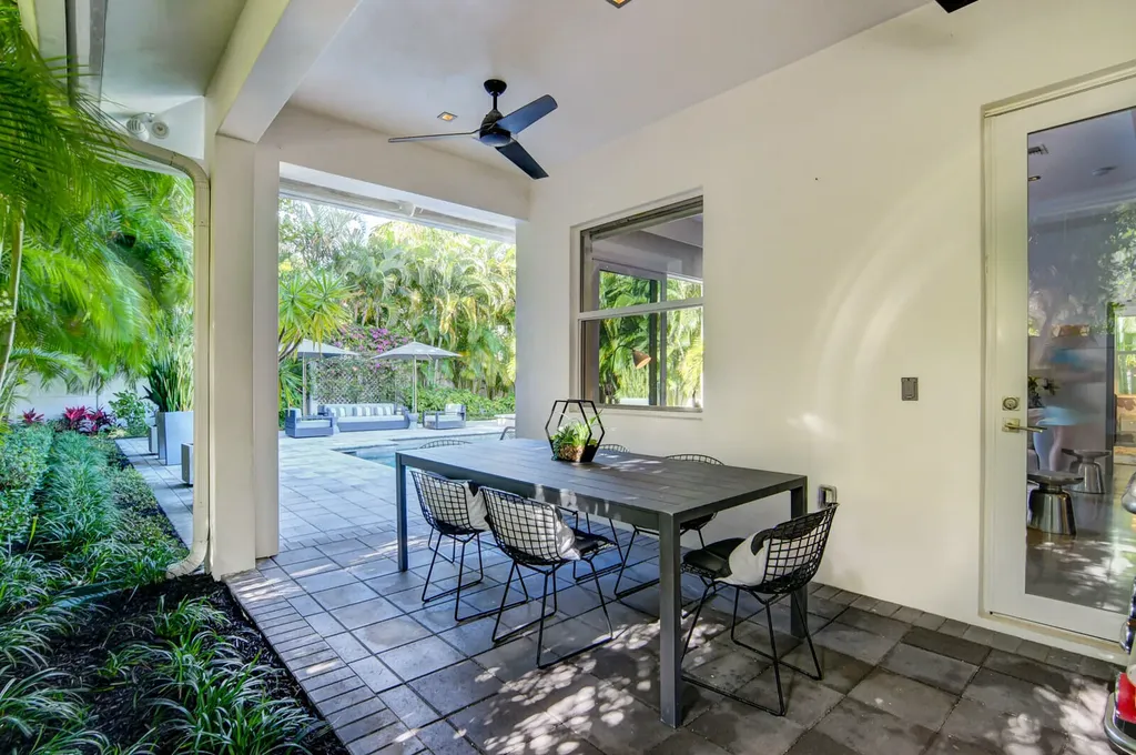 717 NE 1st Court Delray Beach FL 33483