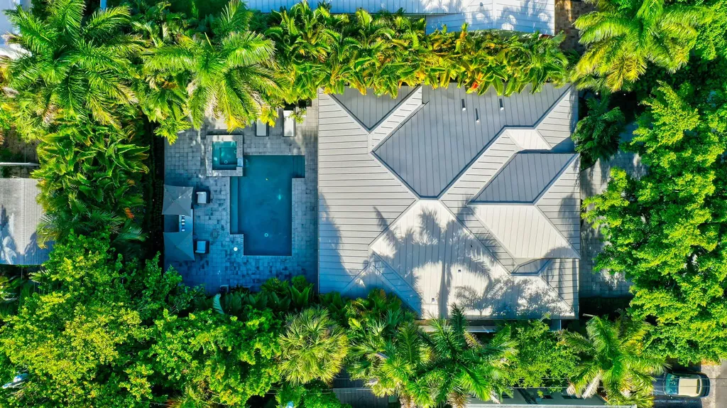 717 NE 1st Court Delray Beach FL 33483
