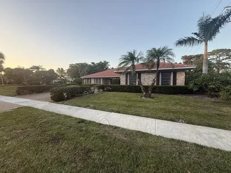 2101 NW 25th Street Boca Raton FL 33431