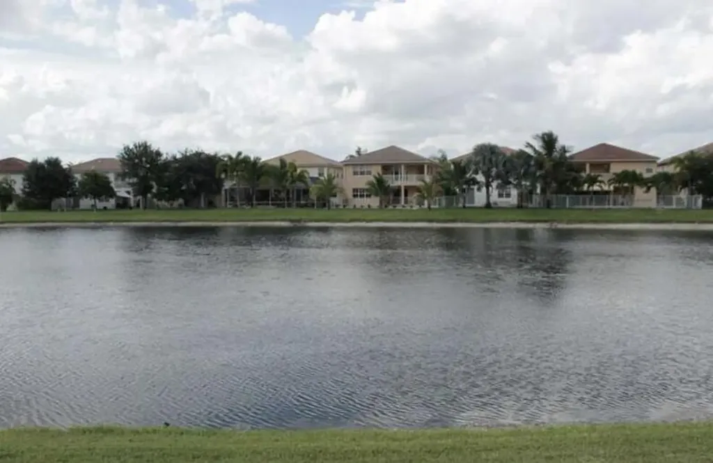 1257 Beacon Circle Wellington FL 33414