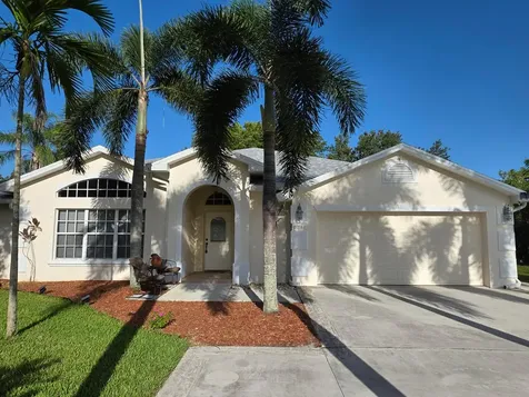 6711 Dickinson Terrace Port St Lucie FL 34952