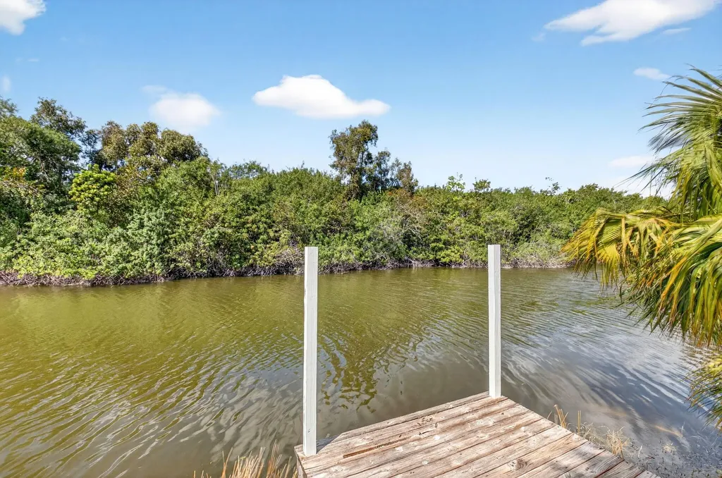 10965 La Reina Road Delray Beach FL 33446