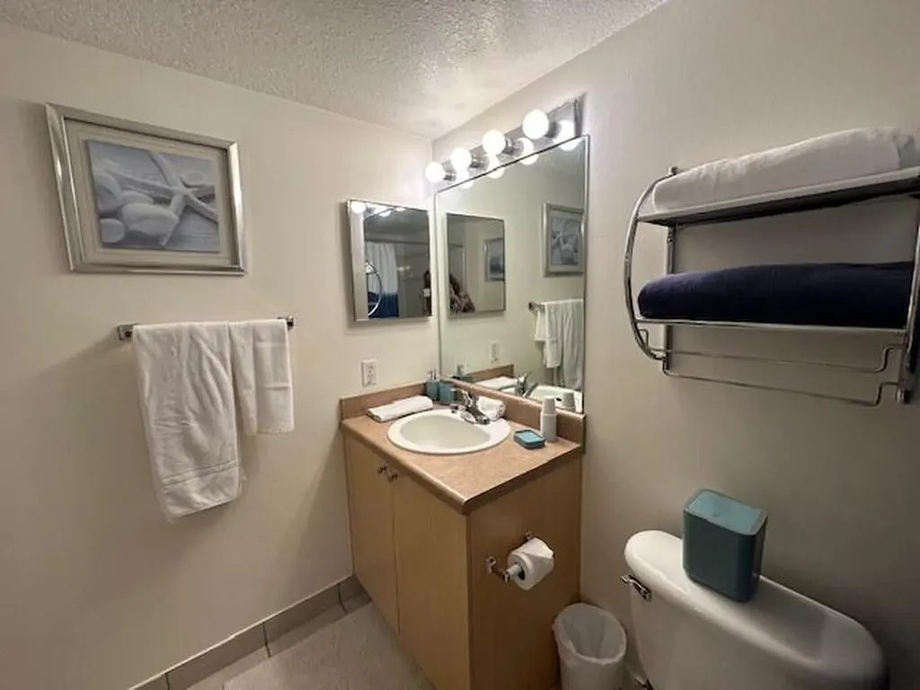 615 Villa Circle Boynton Beach FL 33435