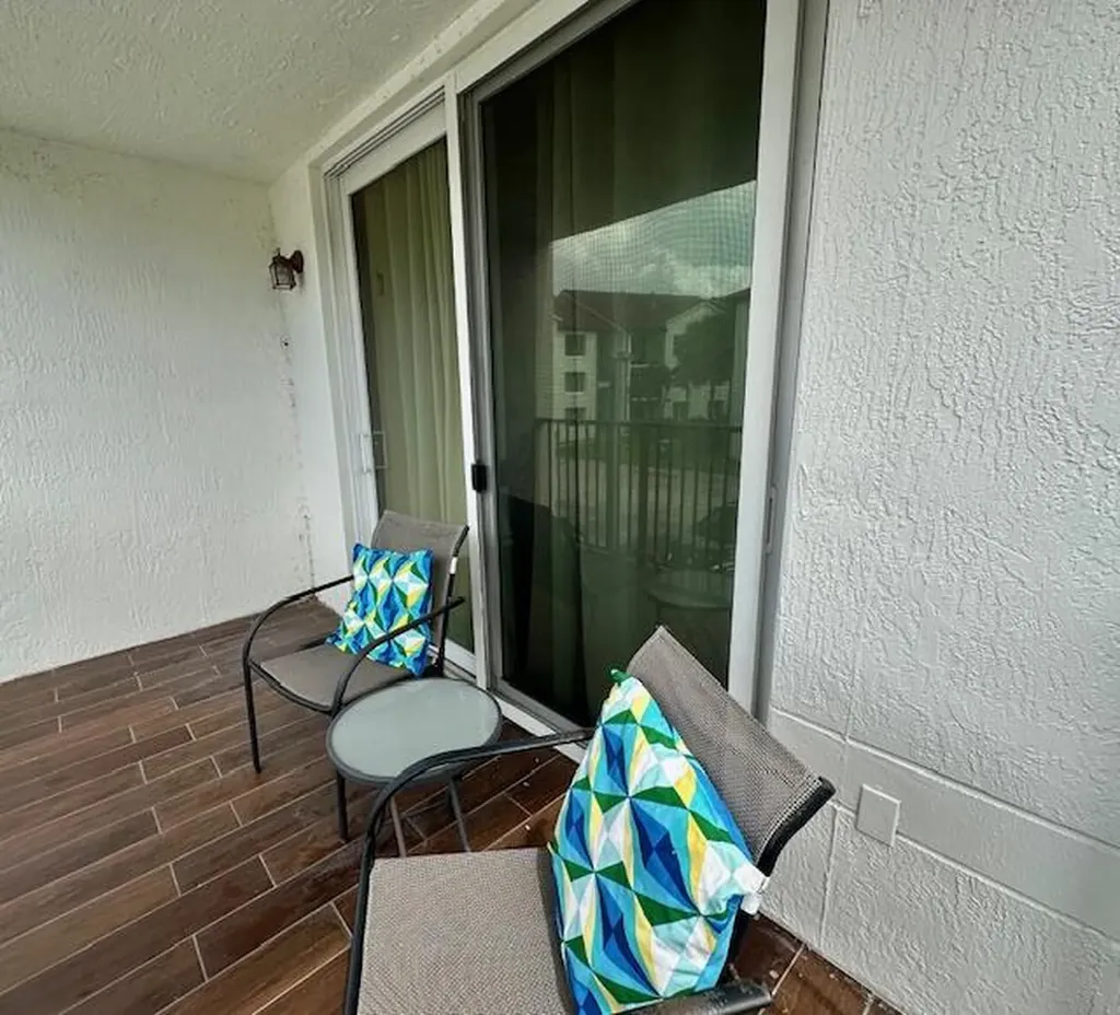 615 Villa Circle Boynton Beach FL 33435