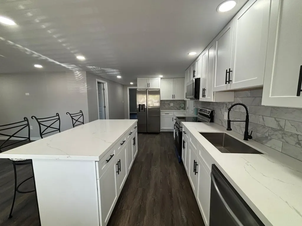 5010 NW 2nd Avenue NW Deerfield Beach FL 33064