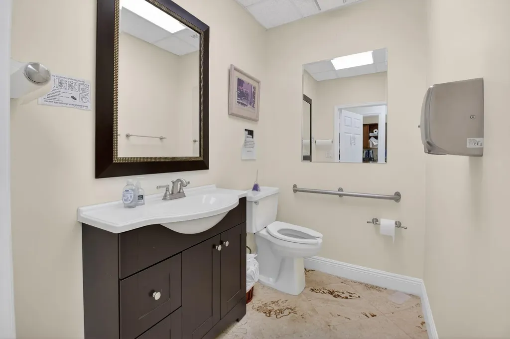 5341 Atlantic Avenue Delray Beach FL 33484