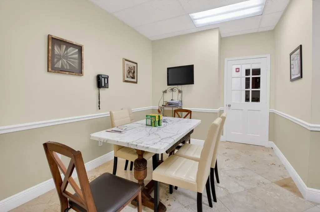 5341 Atlantic Avenue Delray Beach FL 33484