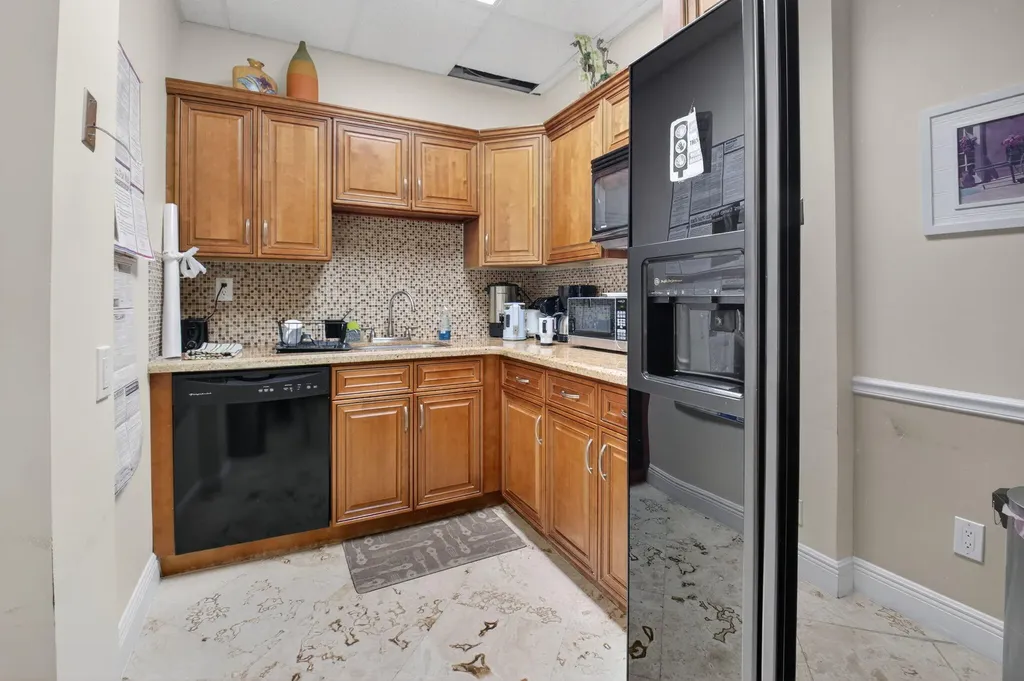 5341 Atlantic Avenue Delray Beach FL 33484