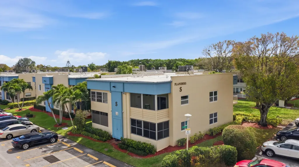 888 Flanders S Delray Beach FL 33484