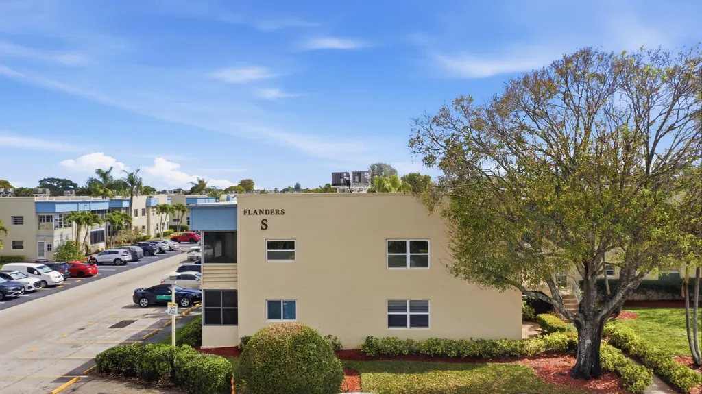 888 Flanders S Delray Beach FL 33484