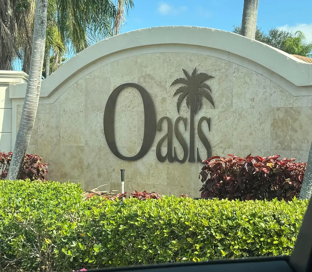 6422 Park Lake Circle Boynton Beach FL 33437
