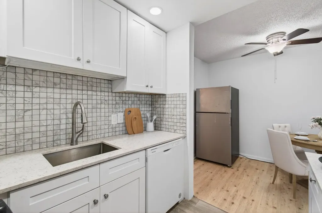 247 Ventnor R Deerfield Beach FL 33442