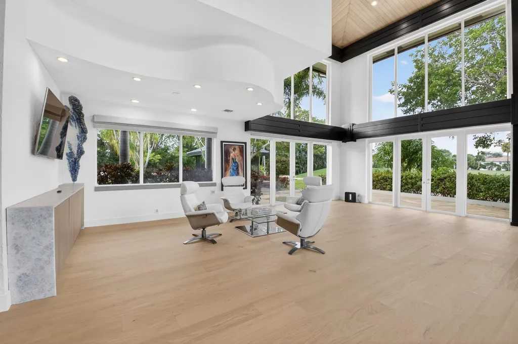19787 Oakbrook Circle Boca Raton FL 33434