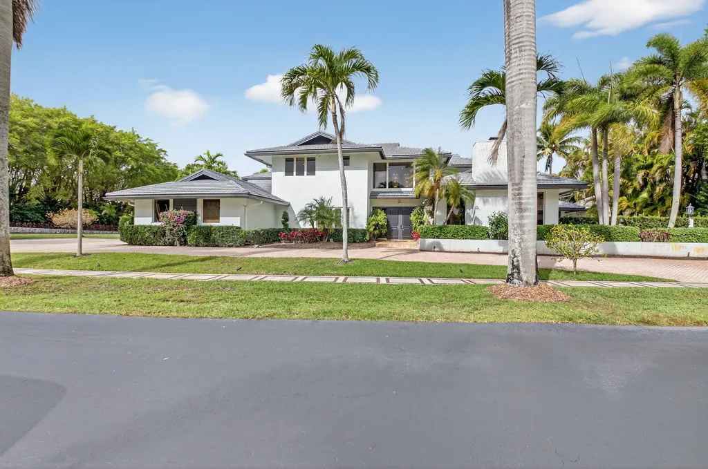 19787 Oakbrook Circle Boca Raton FL 33434