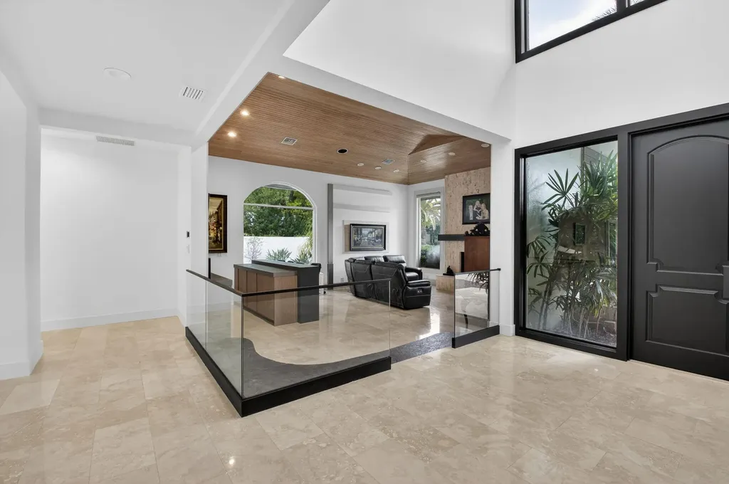 19787 Oakbrook Circle Boca Raton FL 33434