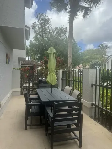 364 Prestwick Circle Palm Beach Gardens FL 33418