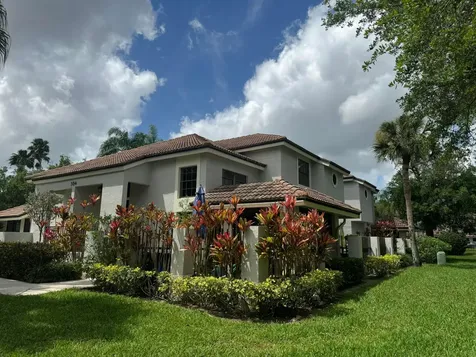 364 Prestwick Circle Palm Beach Gardens FL 33418