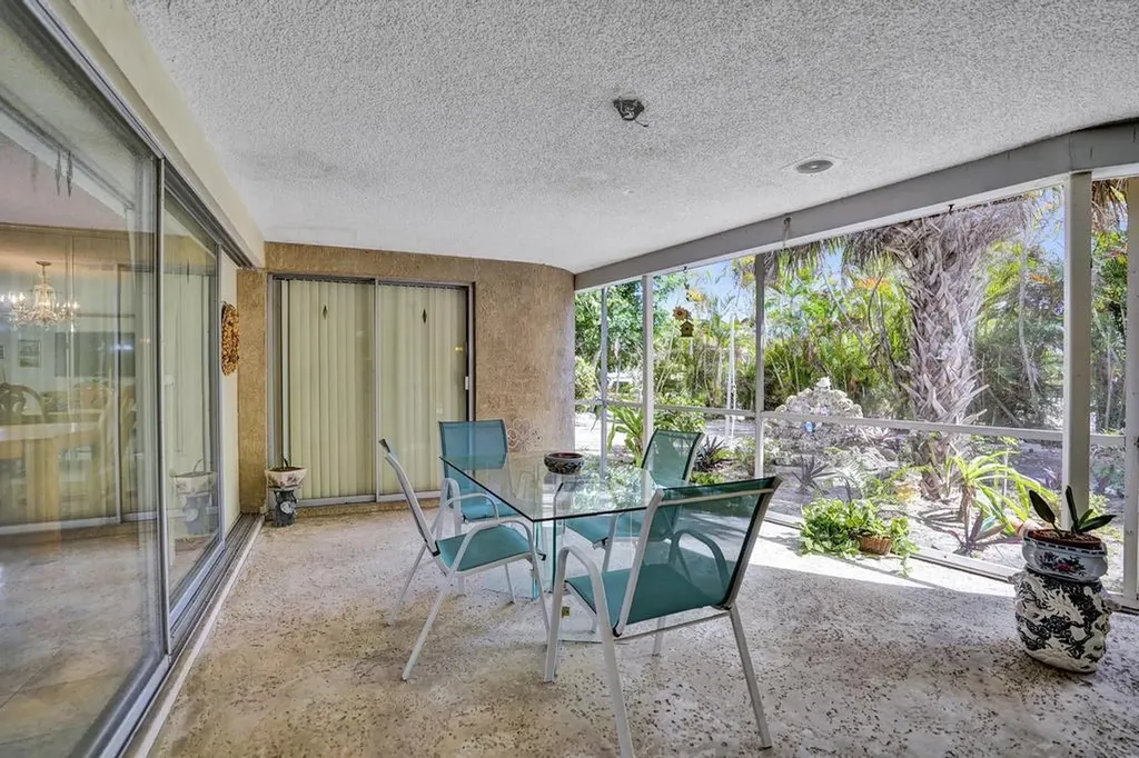 1004 SE 11th Street Deerfield Beach FL 33441