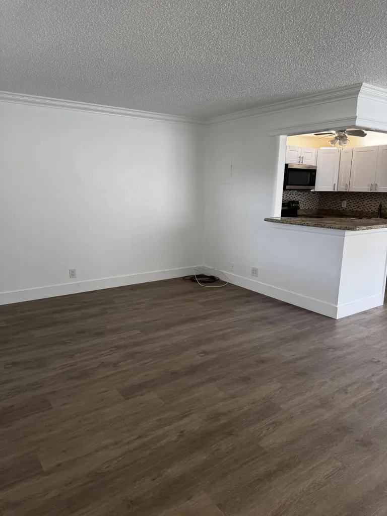 103 Saxony C Delray Beach FL 33446