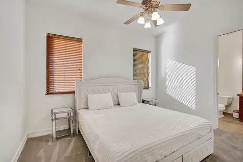 17682 Middlebrook Way Boca Raton FL 33496