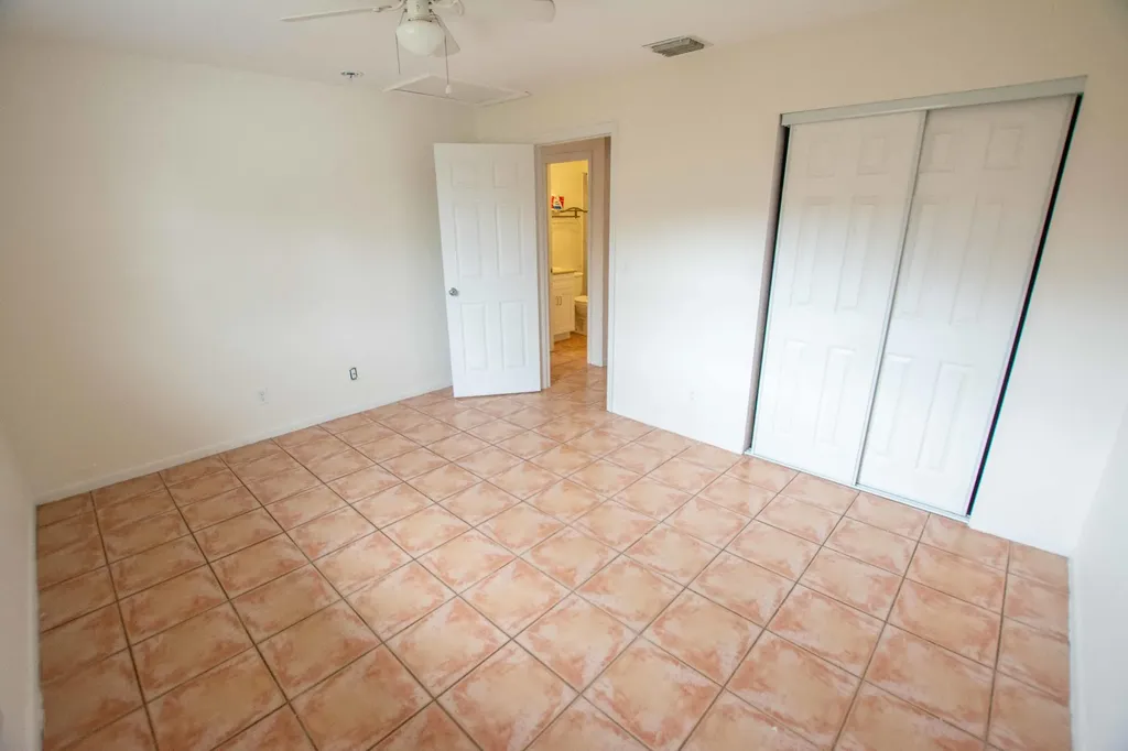 3962 Roan Court W West Palm Beach FL 33403