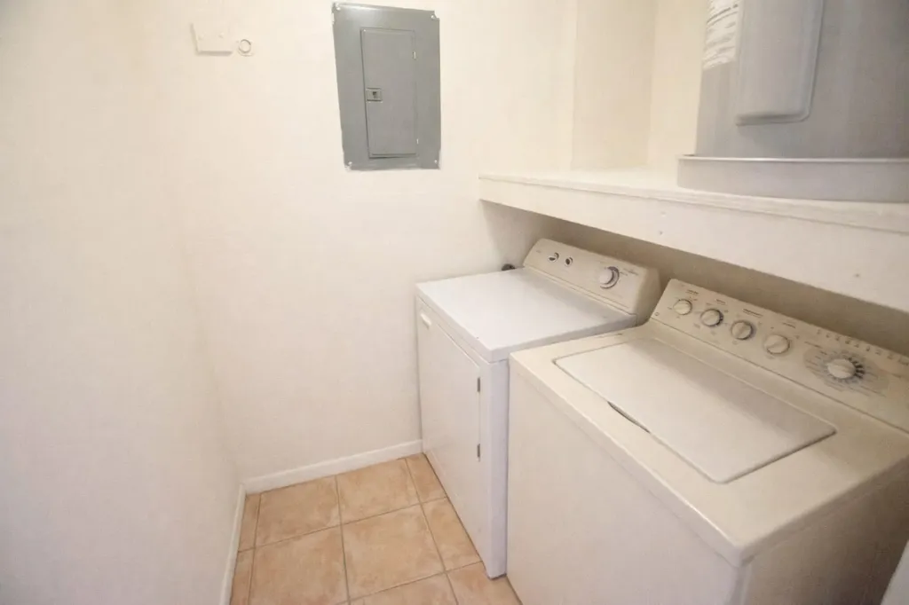 3962 Roan Court W West Palm Beach FL 33403