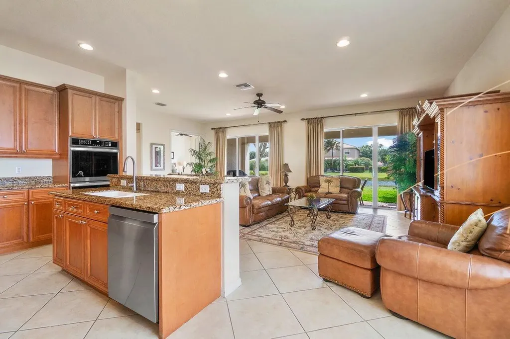 108 Via Condado Way Palm Beach Gardens FL 33418