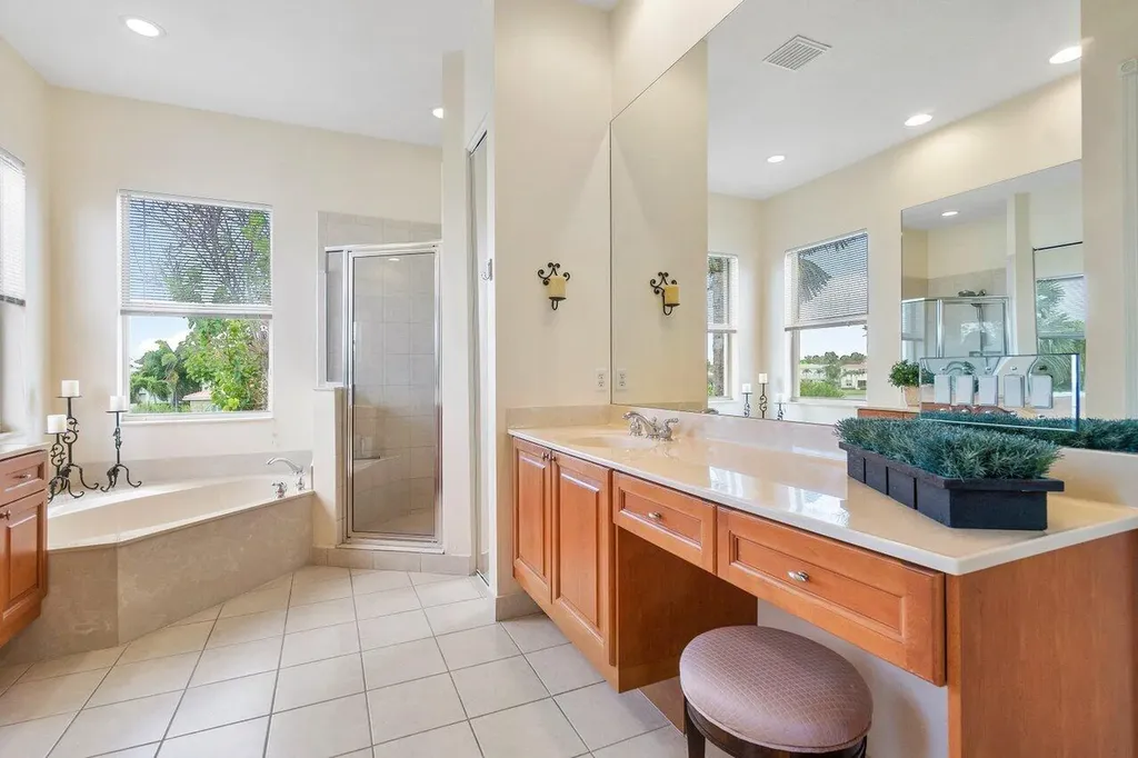 108 Via Condado Way Palm Beach Gardens FL 33418