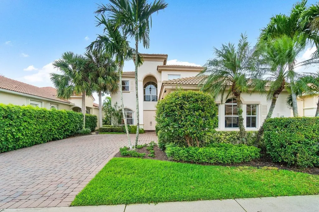 108 Via Condado Way Palm Beach Gardens FL 33418