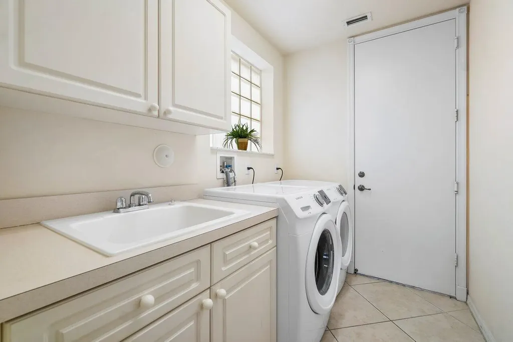 108 Via Condado Way Palm Beach Gardens FL 33418