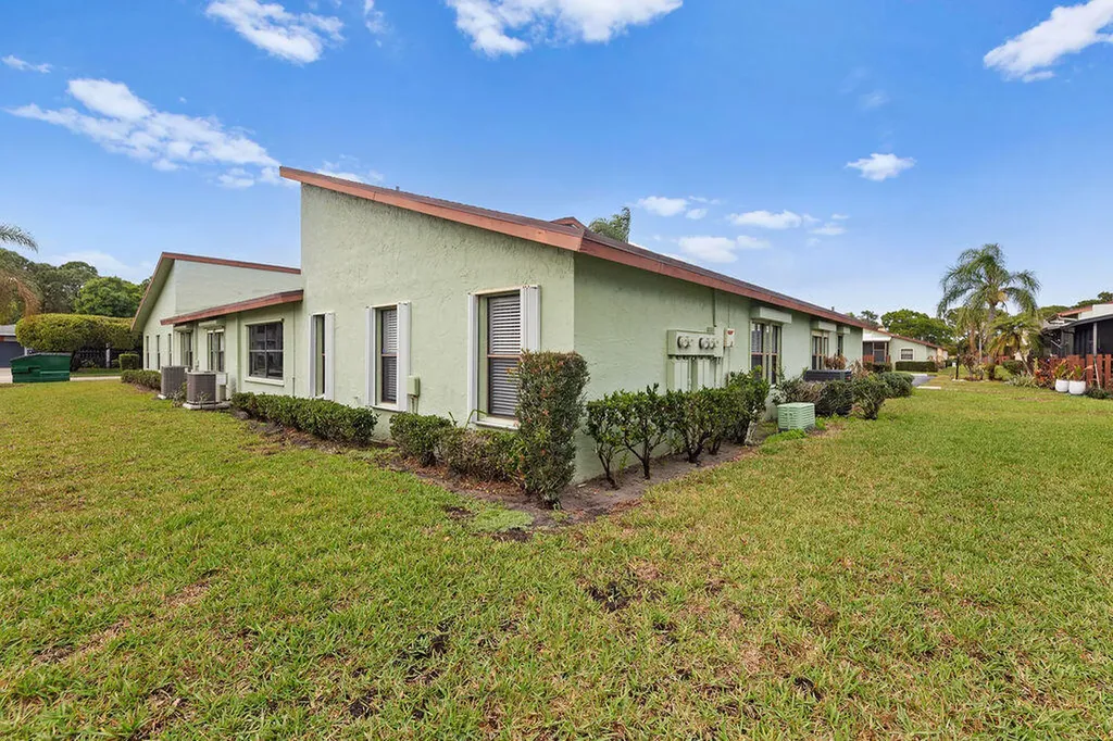 1740 W Sanderling Lane Fort Pierce FL 34982