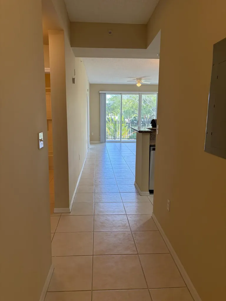 27 Royal Palm Way Boca Raton FL 33432