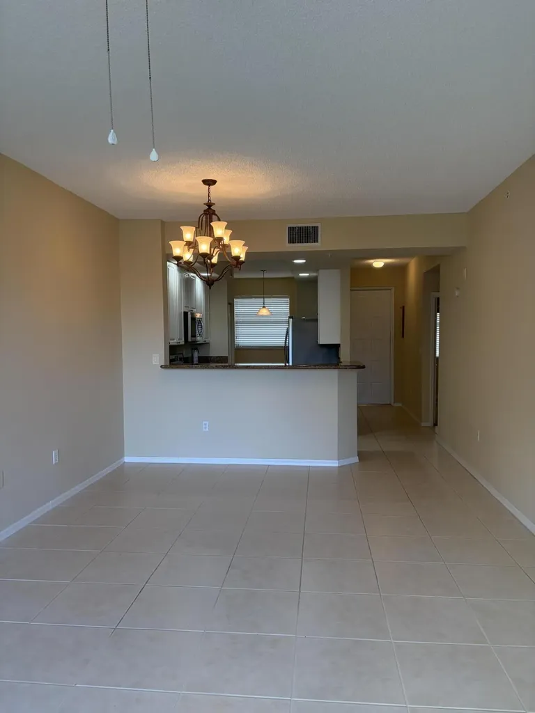 27 Royal Palm Way Boca Raton FL 33432