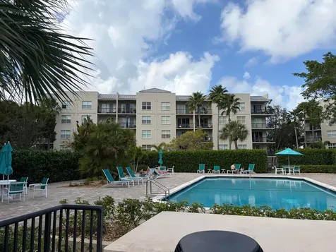 27 Royal Palm Way Boca Raton FL 33432