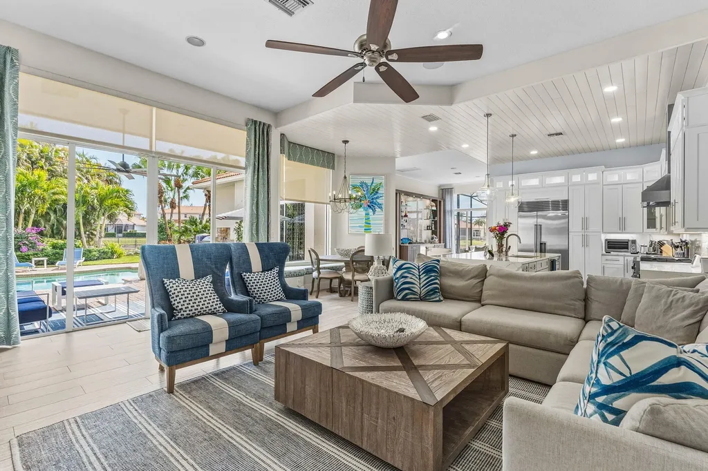 114 La Vida Court Palm Beach Gardens FL 33418