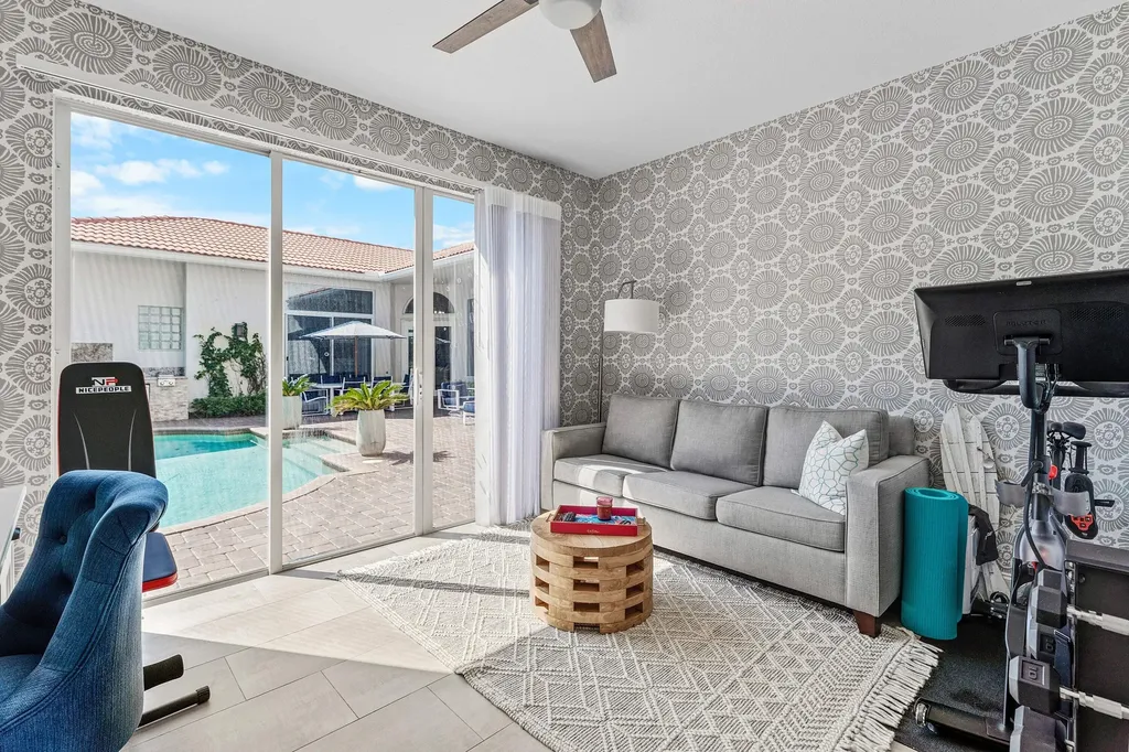 114 La Vida Court Palm Beach Gardens FL 33418
