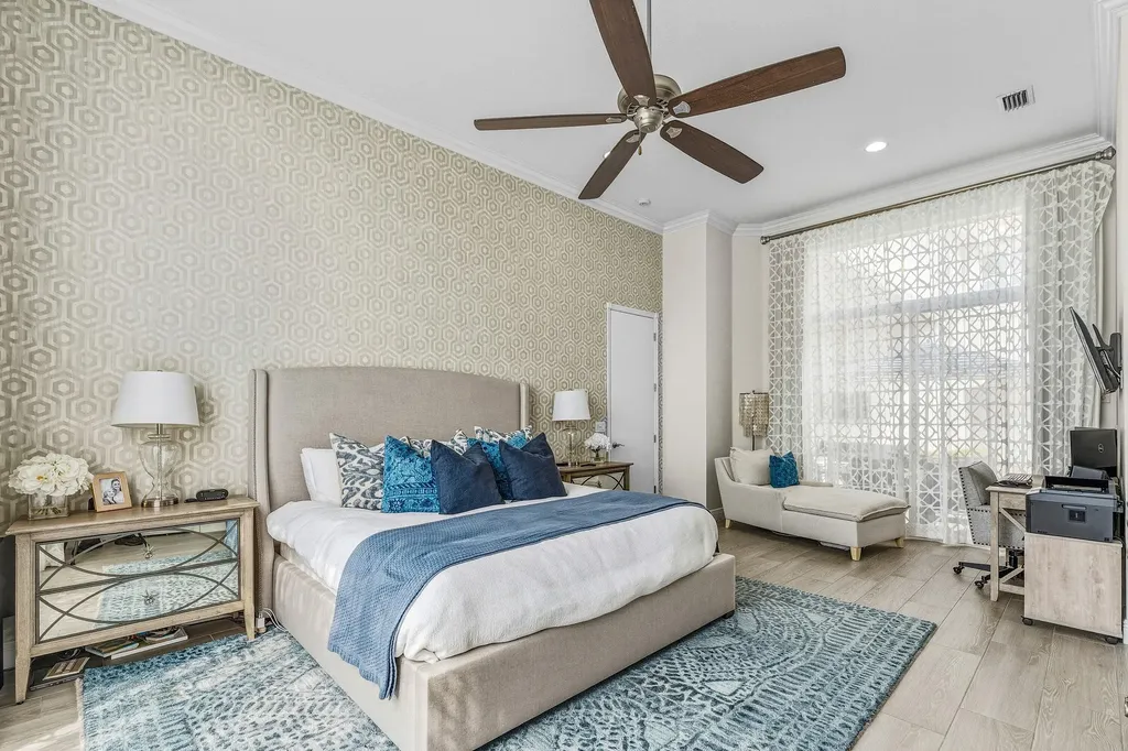 114 La Vida Court Palm Beach Gardens FL 33418