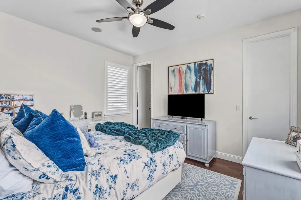 114 La Vida Court Palm Beach Gardens FL 33418