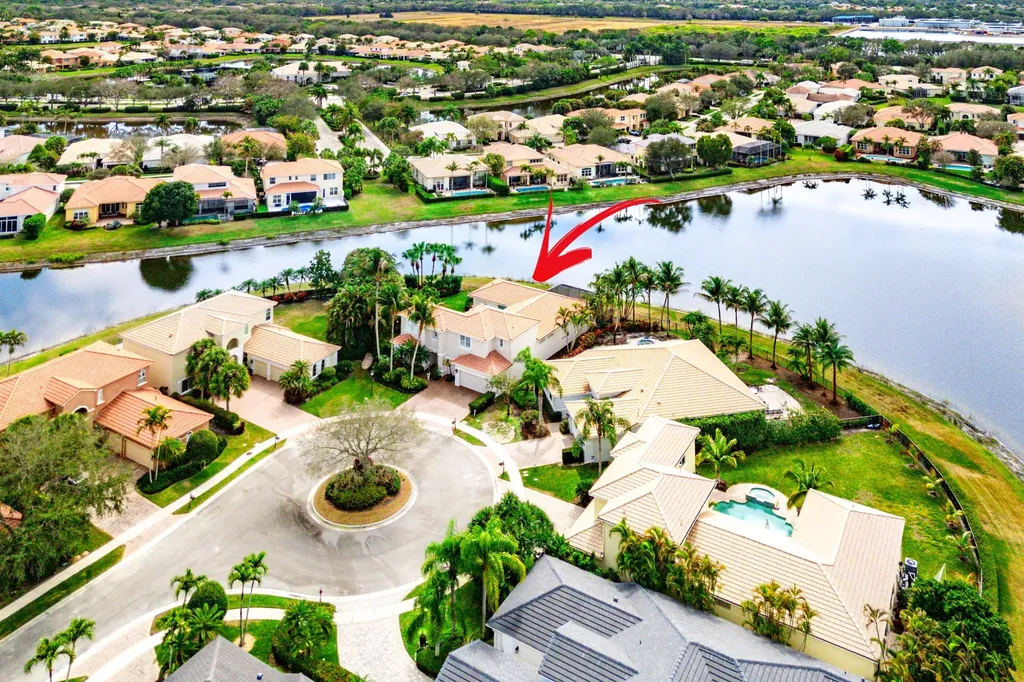 114 La Vida Court Palm Beach Gardens FL 33418