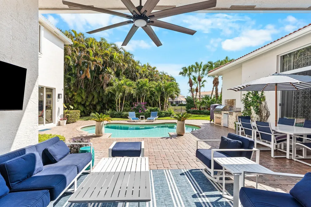 114 La Vida Court Palm Beach Gardens FL 33418