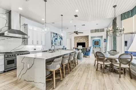 114 La Vida Court Palm Beach Gardens FL 33418